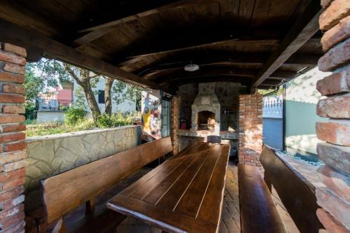 Létesítmények, FEWO Villa Adria in Barusici