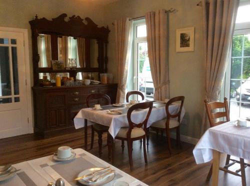 Seven Oaks B&B 2