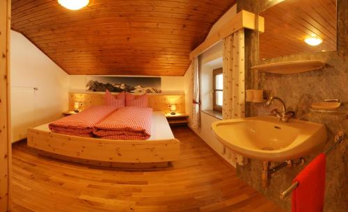 Tobadillerhof - image 5