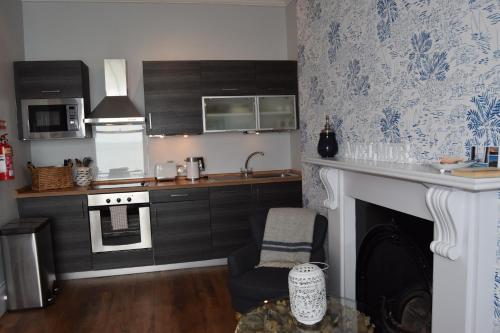 Awel Mor 3 Luxury Apartment - image 5