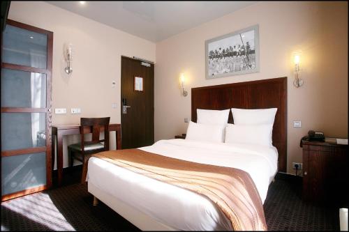Grand Hotel Francais - image 13