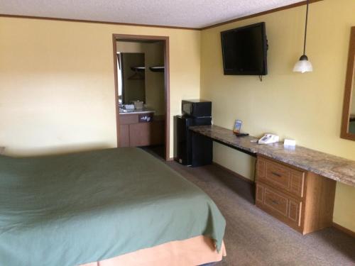 Arbor Inn of Historic Marshall – Marshall, MI