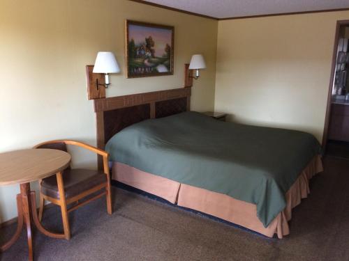 Arbor Inn of Historic Marshall – Marshall, MI
