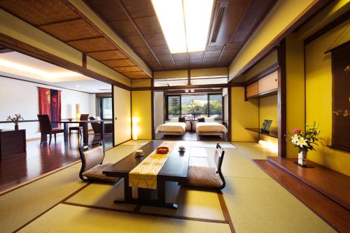 Miyajima Kinsuikan
