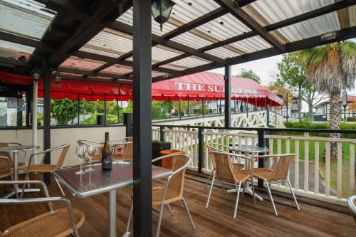 Restaurant, The Surrey Hotel near Auckland Zoo