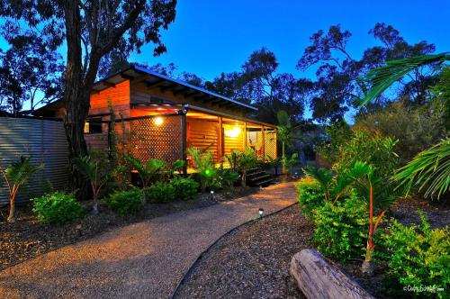 1770 เซาธ์เทิร์น ครอส แบ็คแพ็กเกอร์ (1770 Southern Cross Backpackers) in แอกเนส วอเตอร์