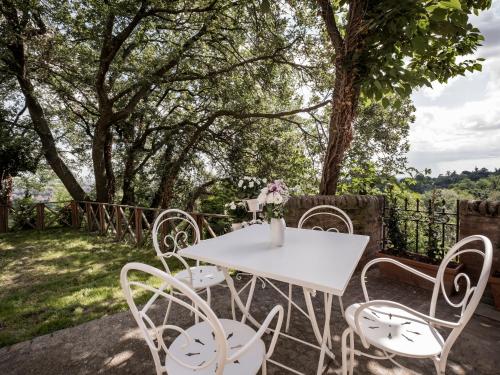 Accademia al Colle in Other