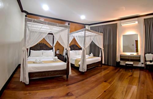 Vigan Plaza Hotel Room Type - Suite