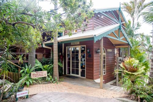 ทางเข้า, Oasis Inn Ulladulla - Welcoming Guests 18 Years and Older in อัลลาดัลลา