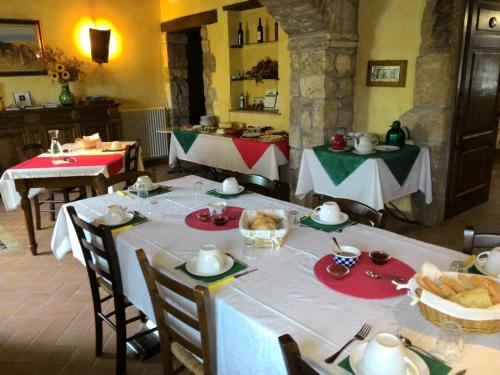 Їжа та напої, Agriturismo Casa Fibbianello in Семпроньяно