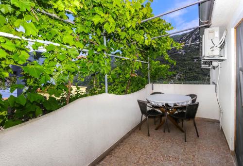 Apartments Zeko - image 12