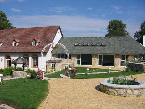 Čapkův statek obrázok