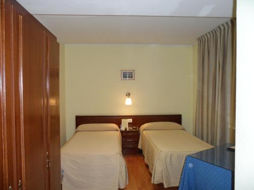 Hostal Coruña - image 13