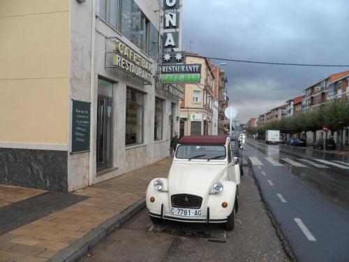 Hostal Coruña