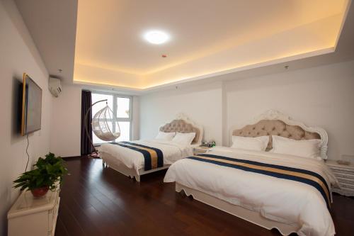 . Shengyang DaoHe City View serviced apart-ment