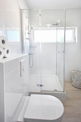 Bacan Family Apartments - image 5