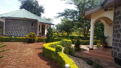 Maktau Mountain Lodge