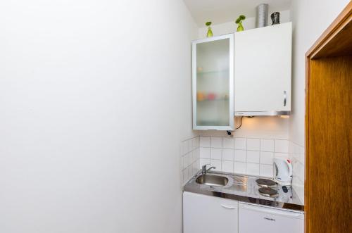 weekend a napoli via e alvino 157 naples italy it 80129 hotel pousada tamandare pb av almirante tam