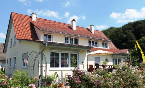 Exterior view, Pension Waldblick in Illertissen