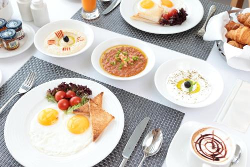 149222668 Novotel Jazan