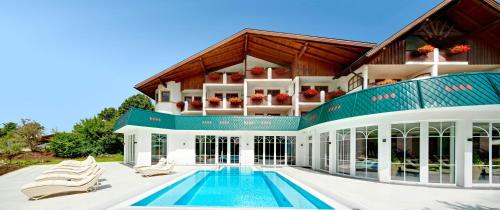 . Hotel Neue Post