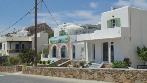 Nikolas ios Village 3