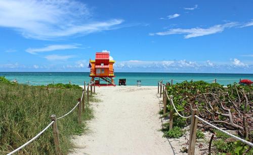 Miami Beachfront Hotel Studio with Balcony - image 14