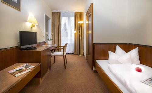 1 twin bed
