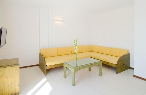 Apartamentos Bon Lloc - image 4