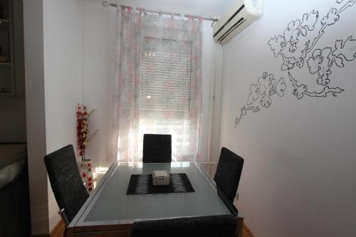 Twin Belville Apartments - image 3