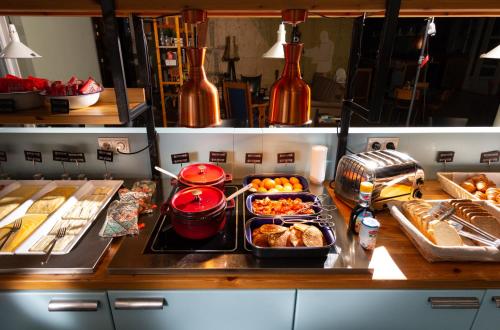 Best Western Zaan Inn - image 10