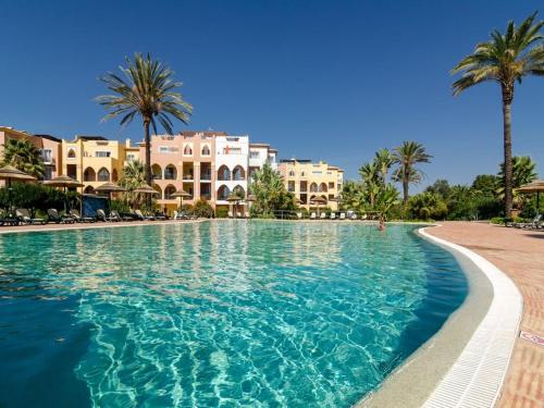  Jardim da Meia Praia Apartment in Lagos