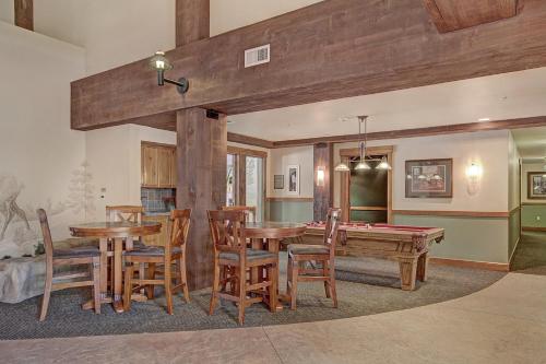 8854 The Springs Condo - image 2