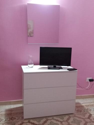 Apartment image 8