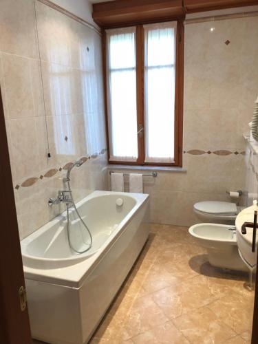 Albergo Colle di Nava Lorenzina Hotel de charme Golf Vievola