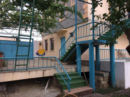 . chastnyi dom v Baku