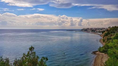 Deluxe Lilian Deluxe Lilian