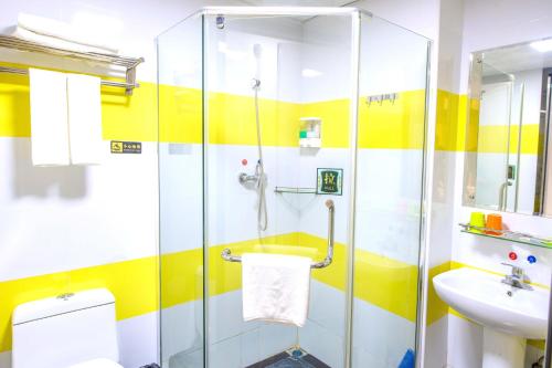 Orange Fashion Apartment Hotel Guangzhou Xiajiao Subway - 