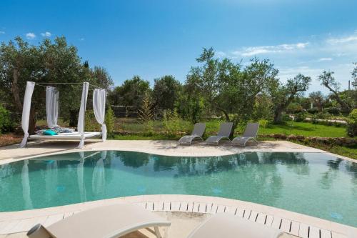 Swimming pool, Villa Satis by BarbarHouse in Casarano