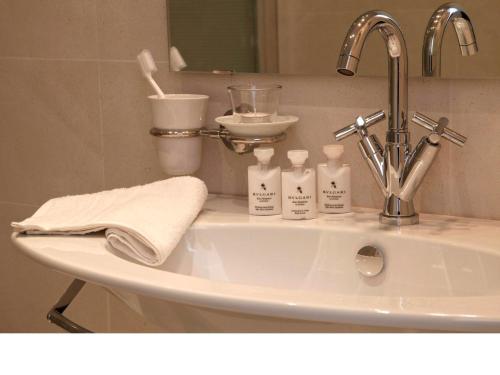 La Villetta Suite - image 11