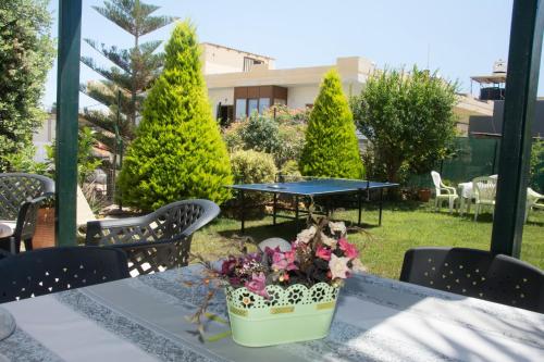  Mary's seaside garden house in 71304 Iraklio