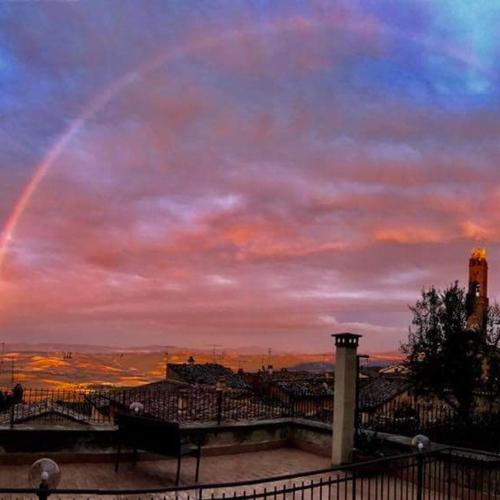  Montalcino...il suo panorama...le sue emozioni..., Pension in Montalcino bei Camigliano