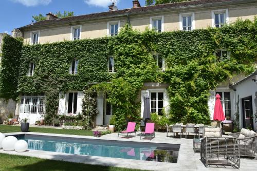 Demeure Les Aiglons, Chambres d'hôtes & Spa - Chambre d'hôtes - Fontainebleau