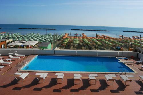 Hotel Embassy - Pesaro