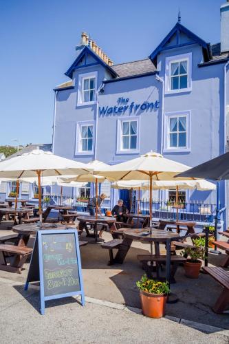 The Waterfront Seafront hotel and Bistro