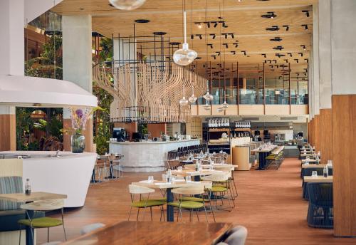 Hotel Jakarta Amsterdam - image 2