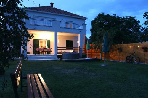  Cherry Grove, Pension in Sinj bei Otok