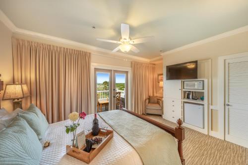 Henderson Park Inn – Destin, FL