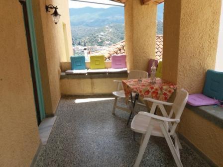  Captains house in Poros