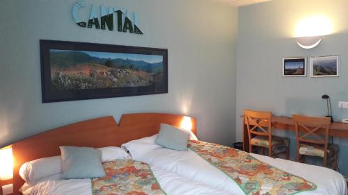 2 twin beds